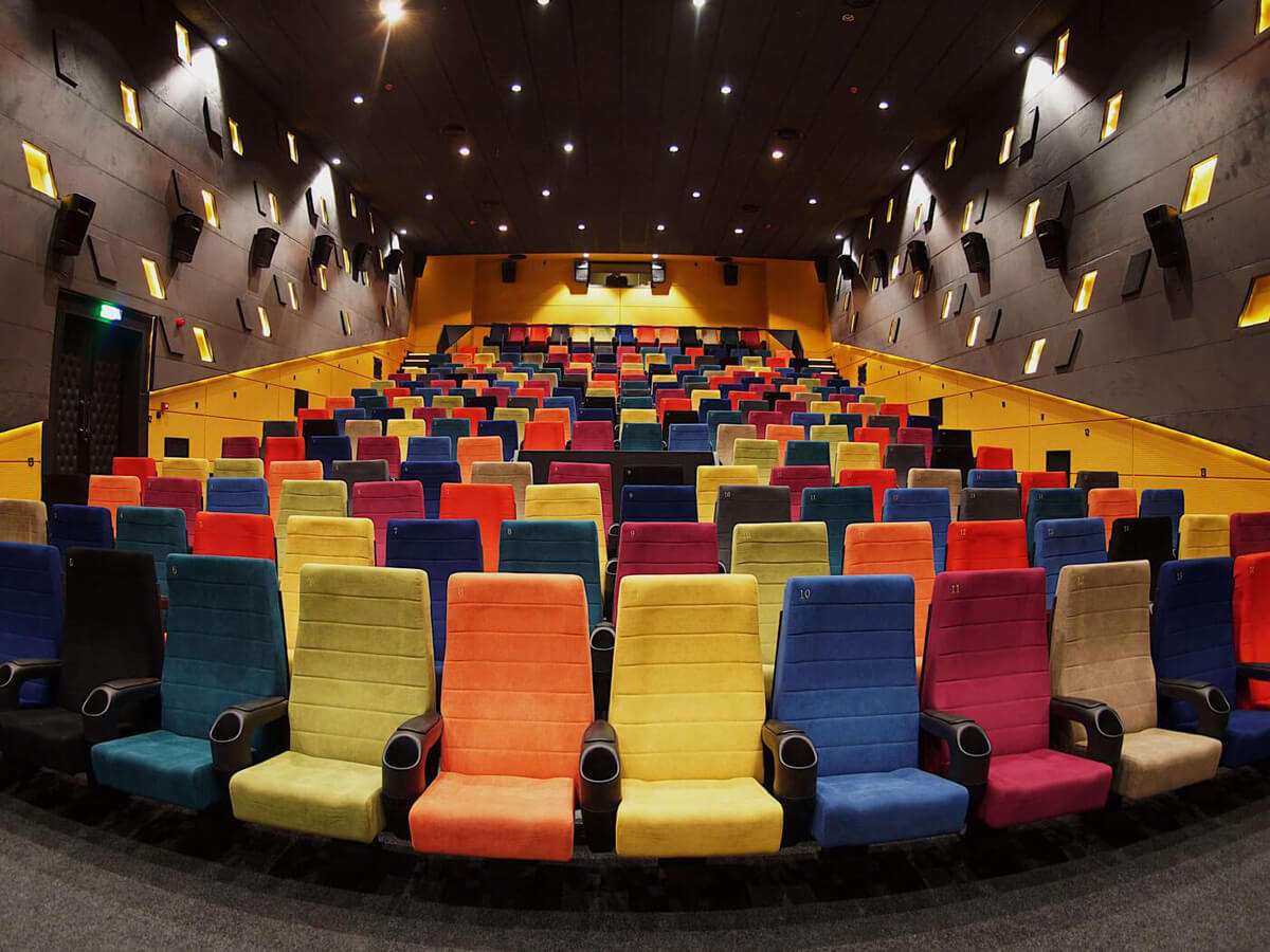 معرفی بهترین امکانات طراحی سایت سینما: سانس‌بندی، رزرو آنلاین، معرفی فیلم‌ها