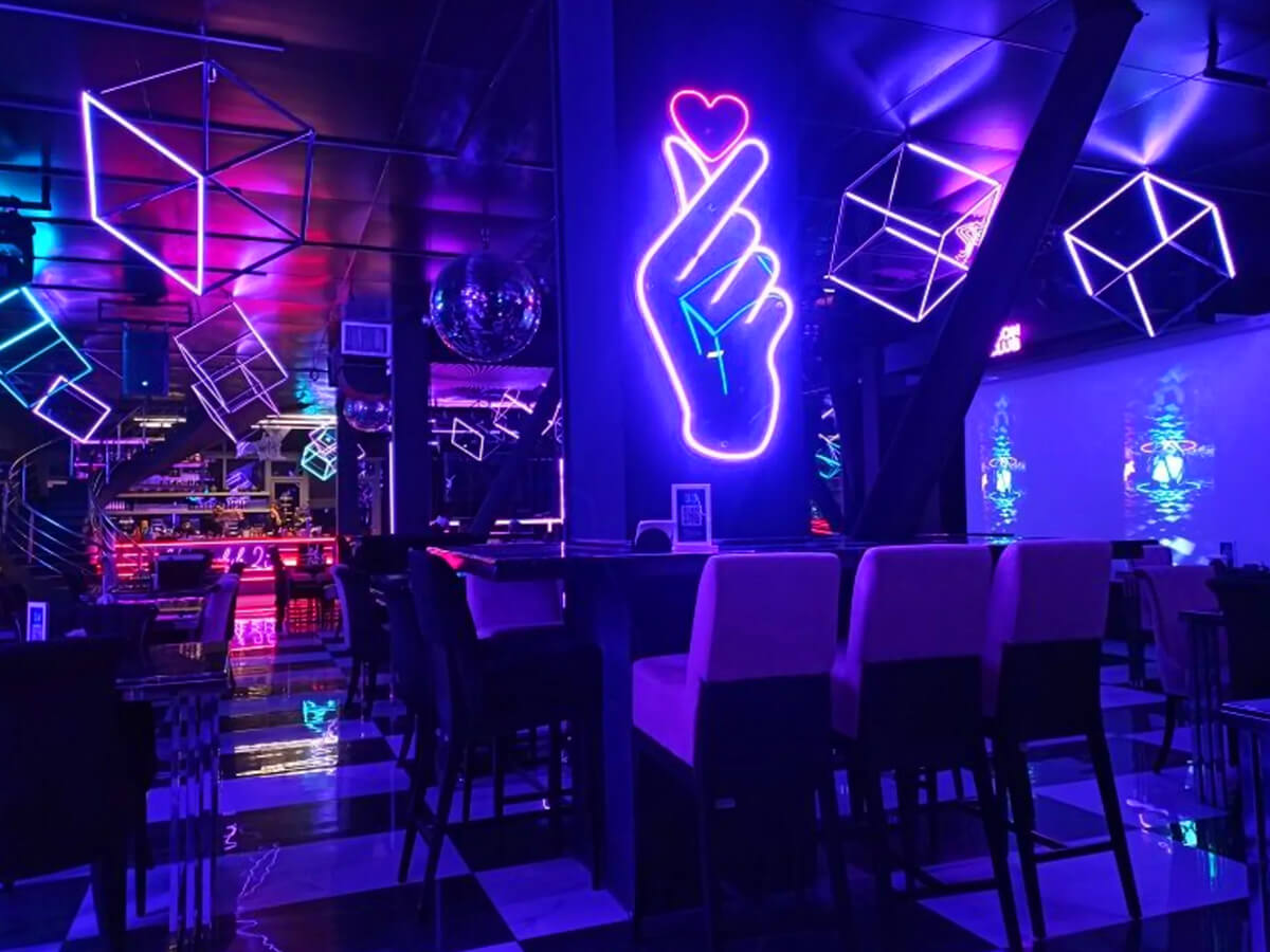 طراحی سایت کافه در شیراز؛ جذب مشتری از طریق سئو محلی